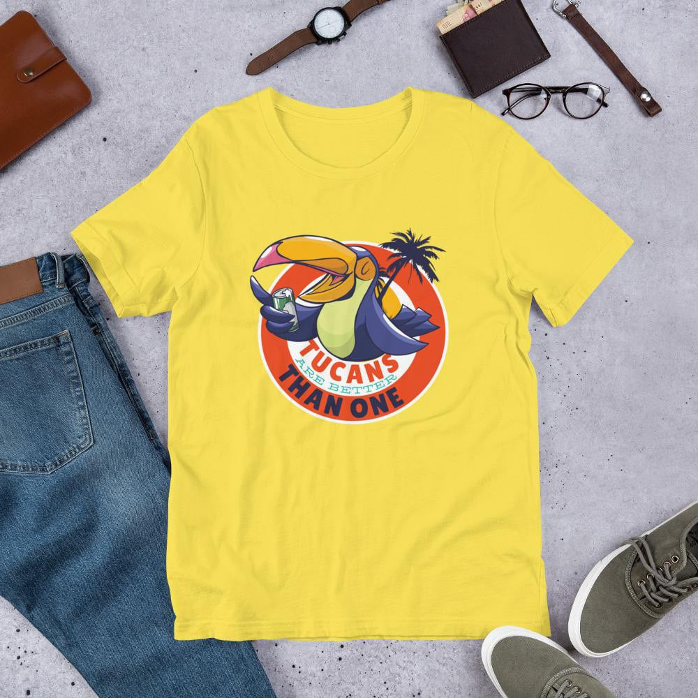 Tucan Drinking Beer Half Sleeve T-Shirt