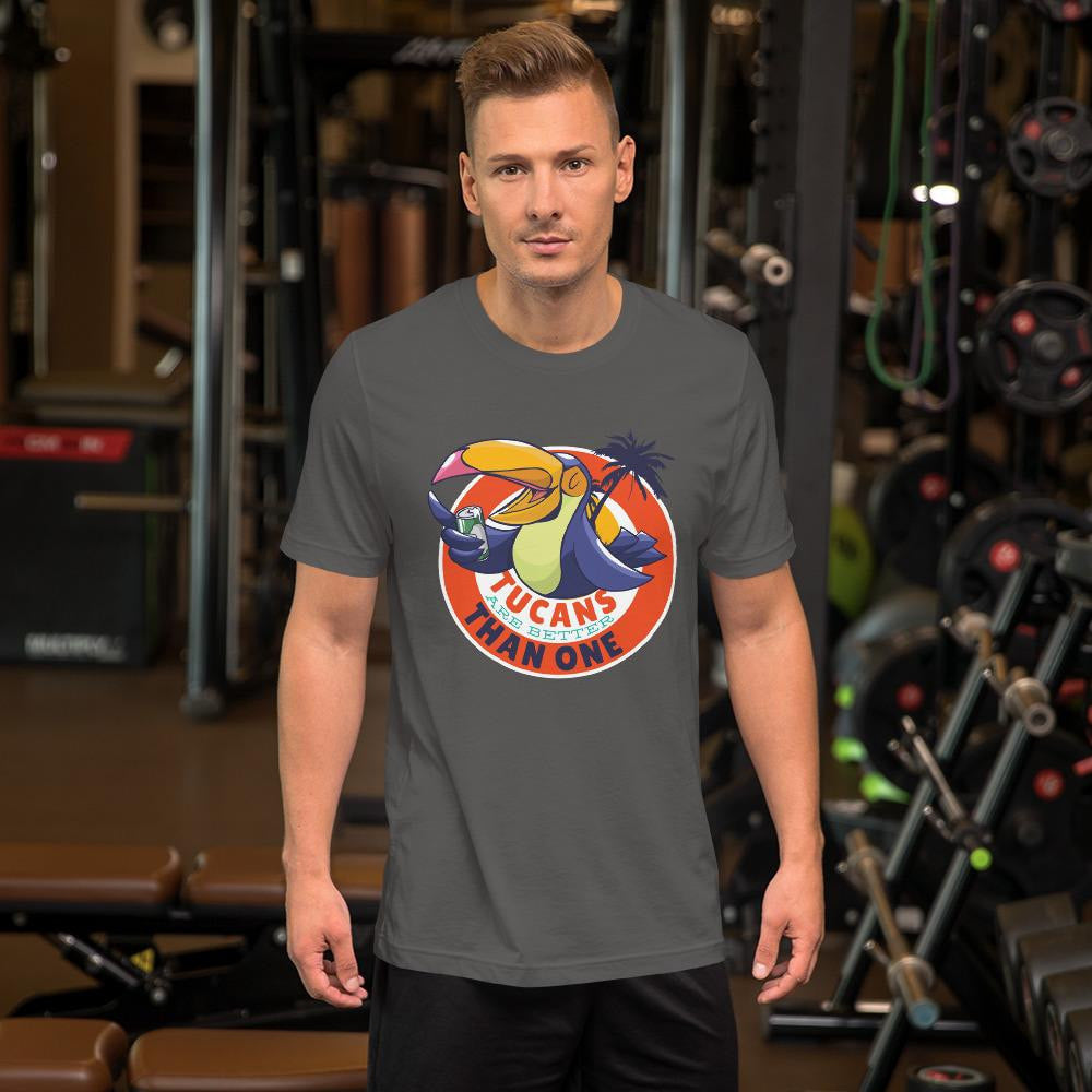 Tucan Drinking Beer Half Sleeve T-Shirt