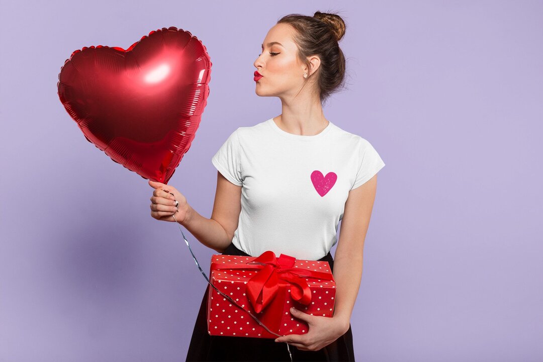 Little Heart Valentines Half Sleeve Unisex T-Shirt — WHITE